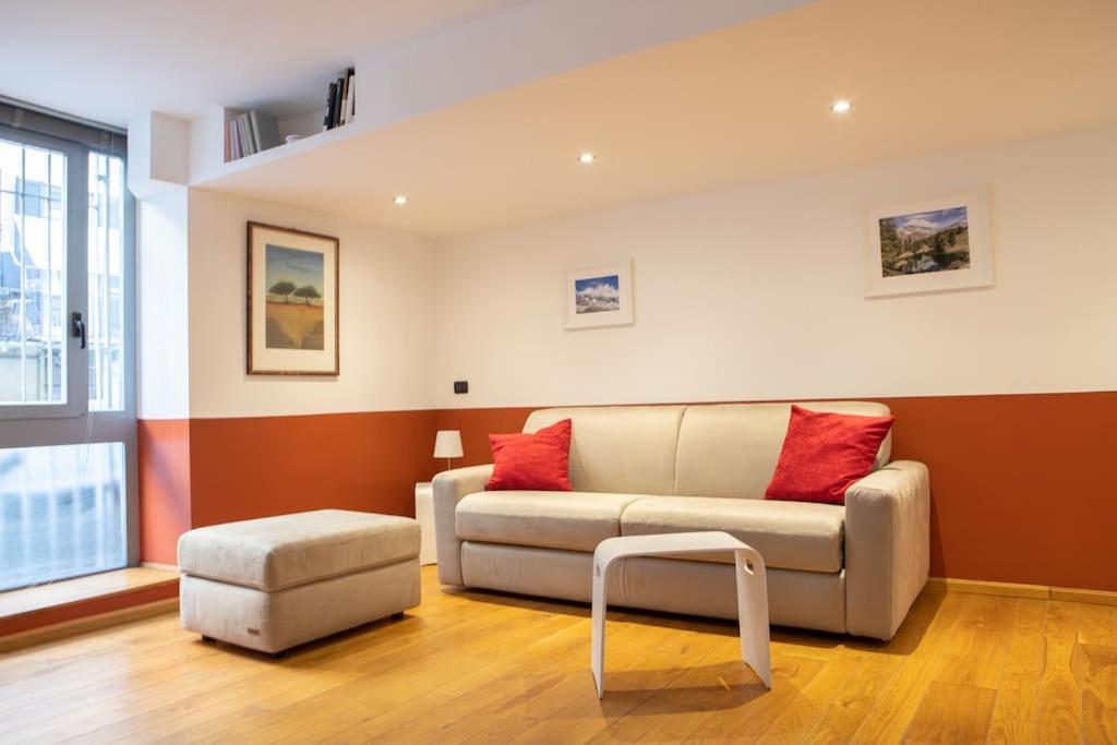 Comfortable Flat In Porta Romana Милано Екстериор снимка