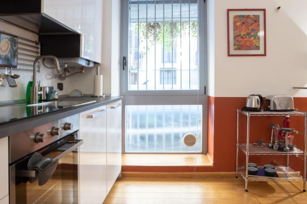 Comfortable Flat In Porta Romana Милано Екстериор снимка